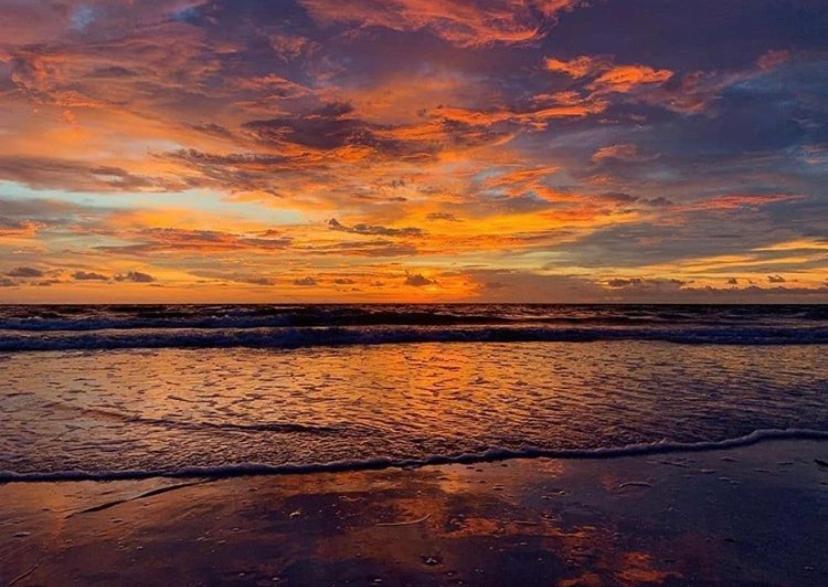 סיינט פיט ביץ' Private Room In A 2 Bedroom 1 Bathroom Shared With Host, On The Beach, Surrounded By Resorts, Only 2 People Max מראה חיצוני תמונה